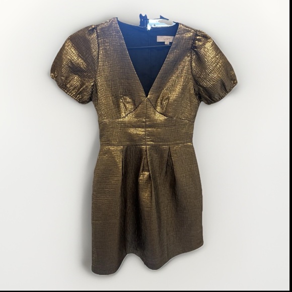 LOFT Dresses & Skirts - Loft Metallic Jacquard V-Neck Mini Flare Dress- size 0 Petite